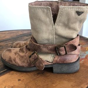 ROXY low canvas faux leather boots booties 7.5